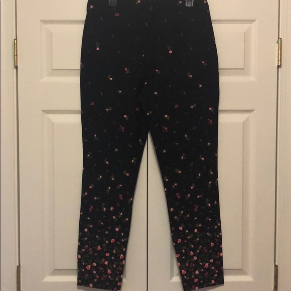 Rose Petal Black Pants - Picture 5 of 5